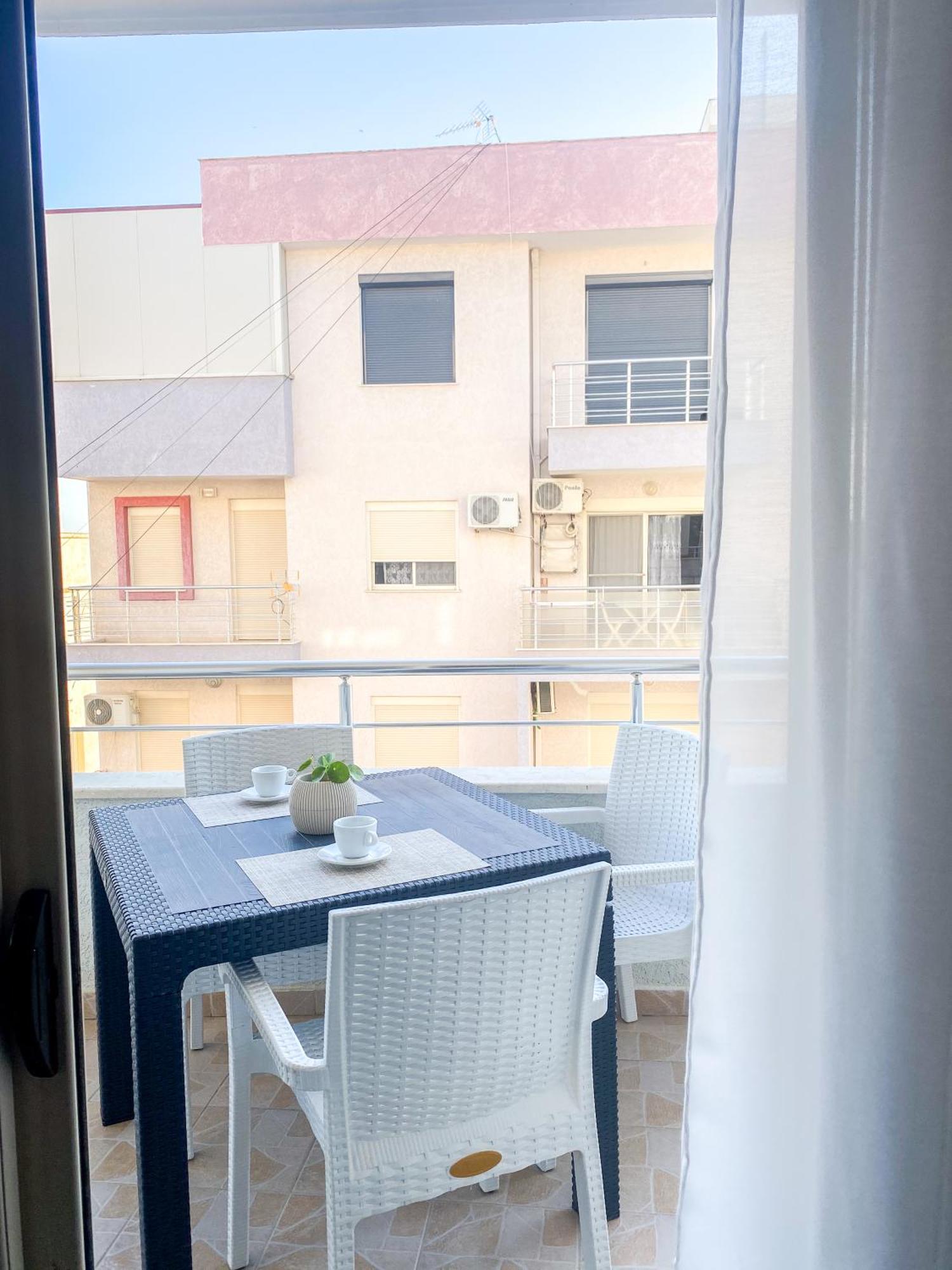 Lunasol Seaside Apartments Durres Exterior photo